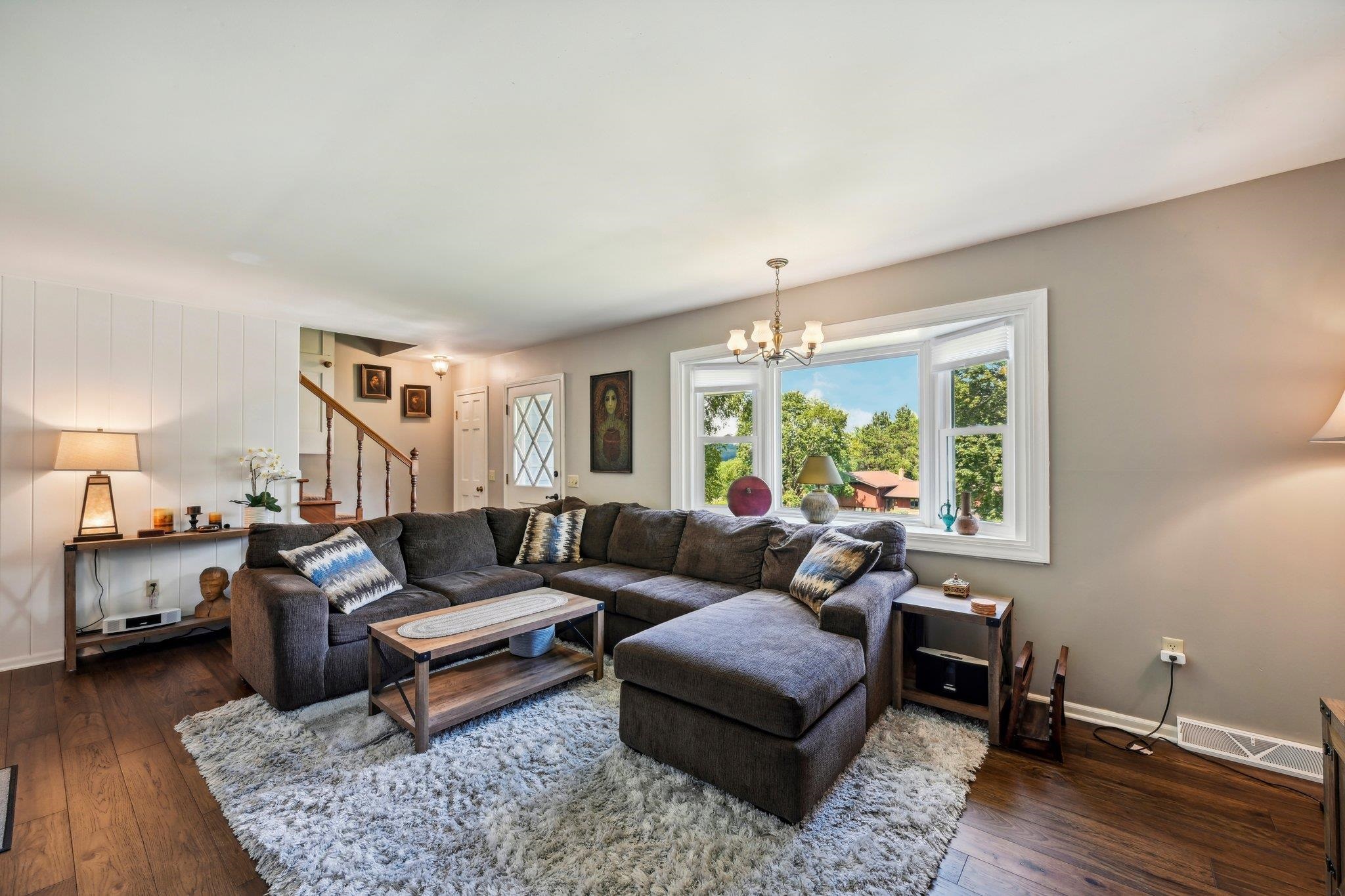 735 Westbrook Drive