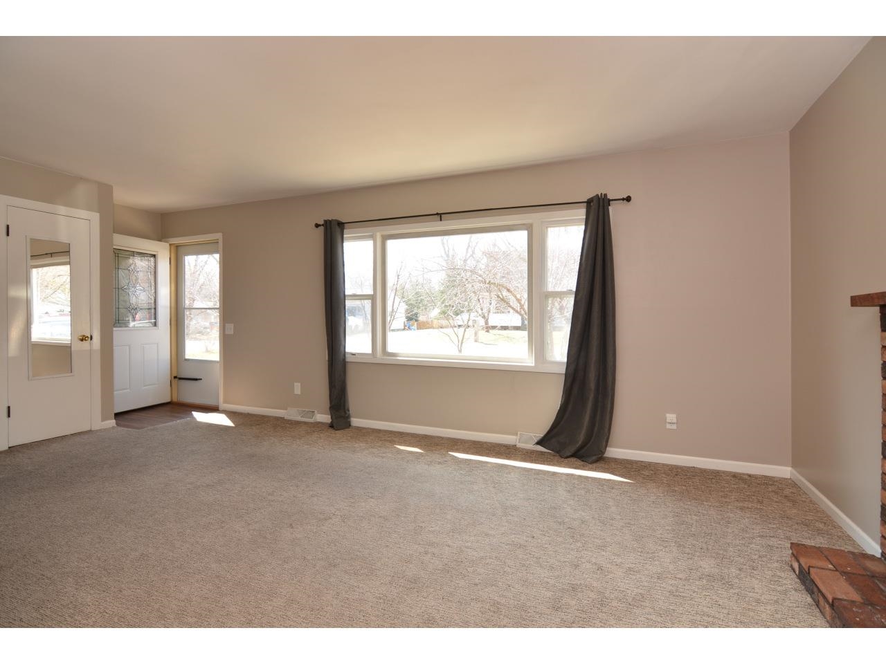 386 Munn Road