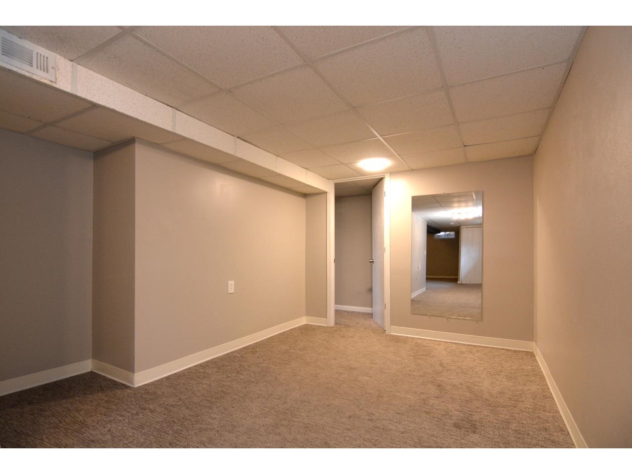 386 Munn Road