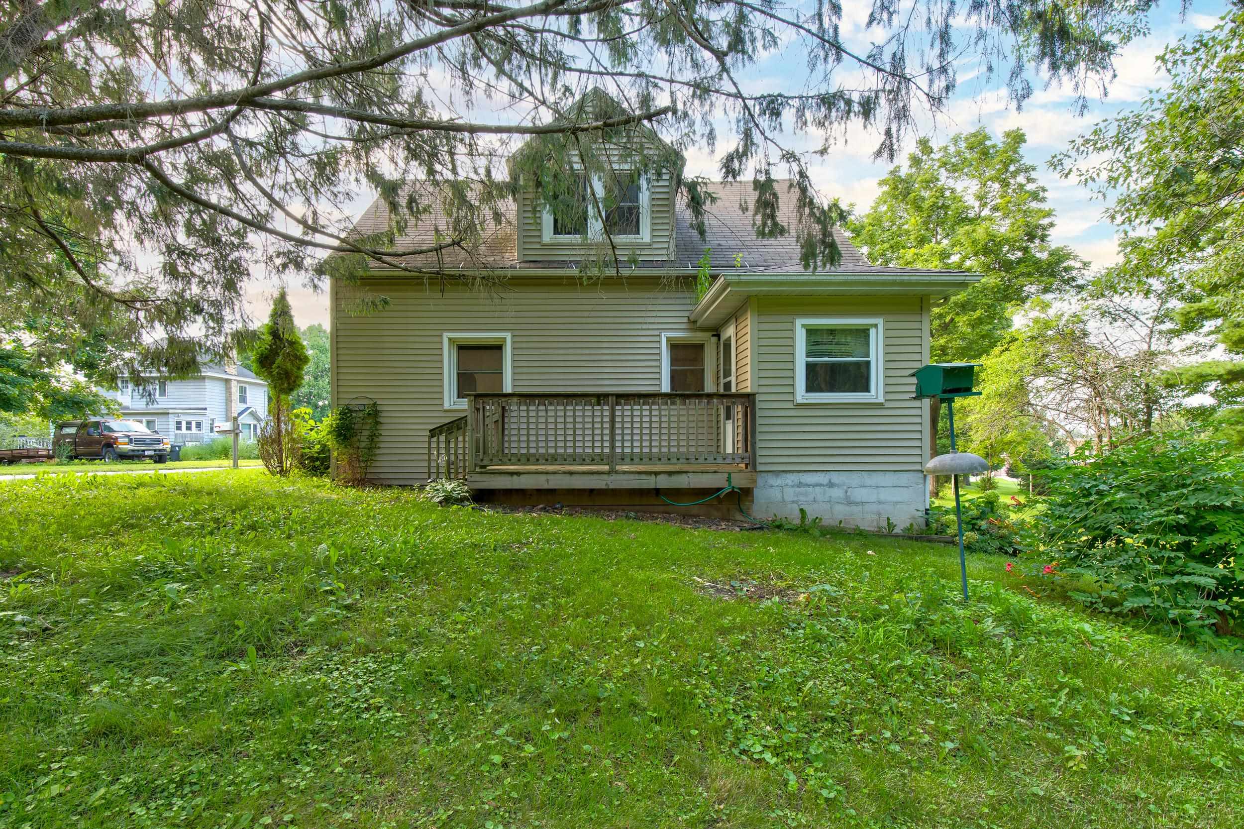 694 Fox Lane