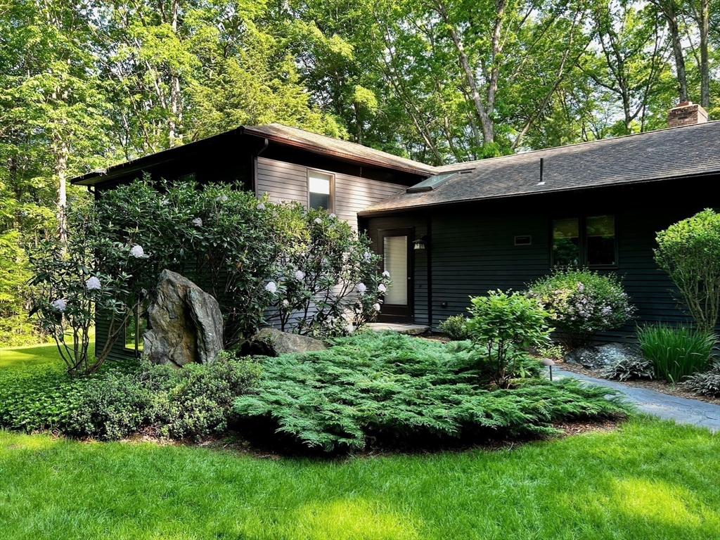 91 Woodlot Road