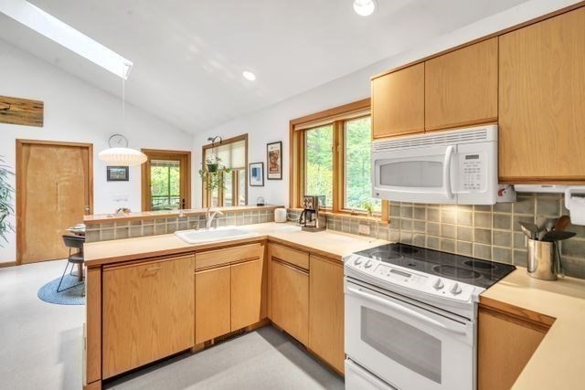 91 Woodlot Road