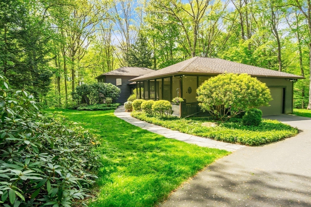 91 Woodlot Road