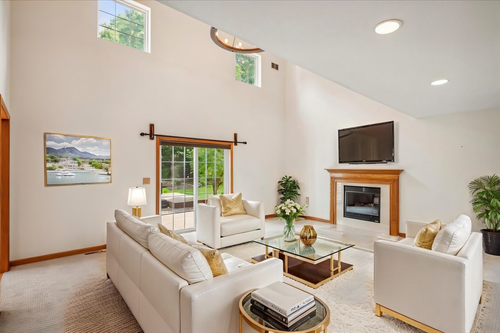 77 Cheryl Cir
