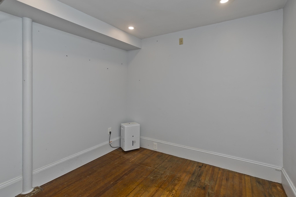 1150 Northampton
