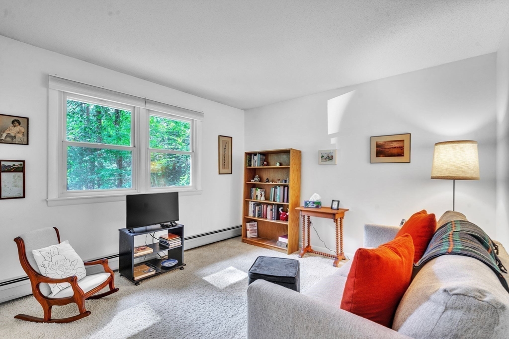 5 Evergreen Lane
