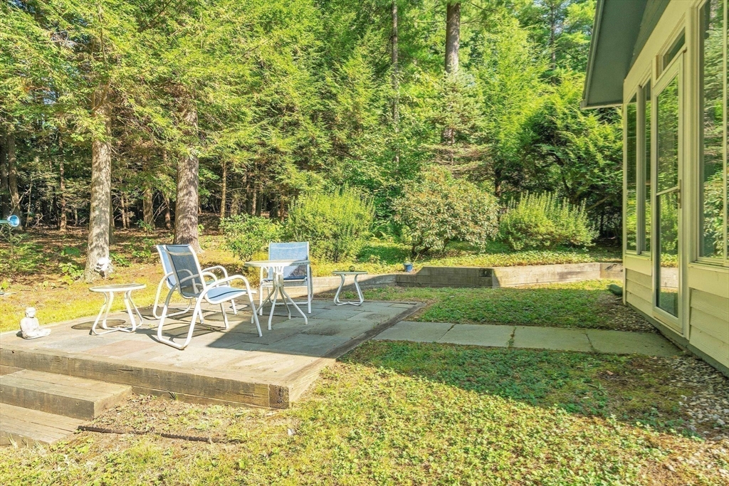 5 Evergreen Lane