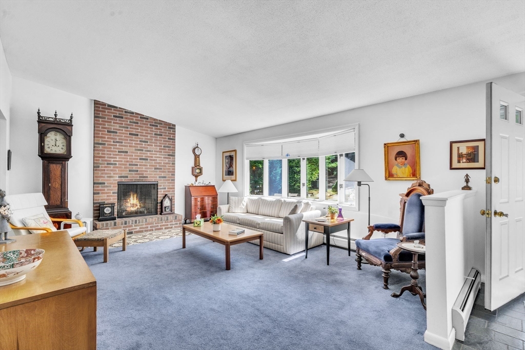 5 Evergreen Lane