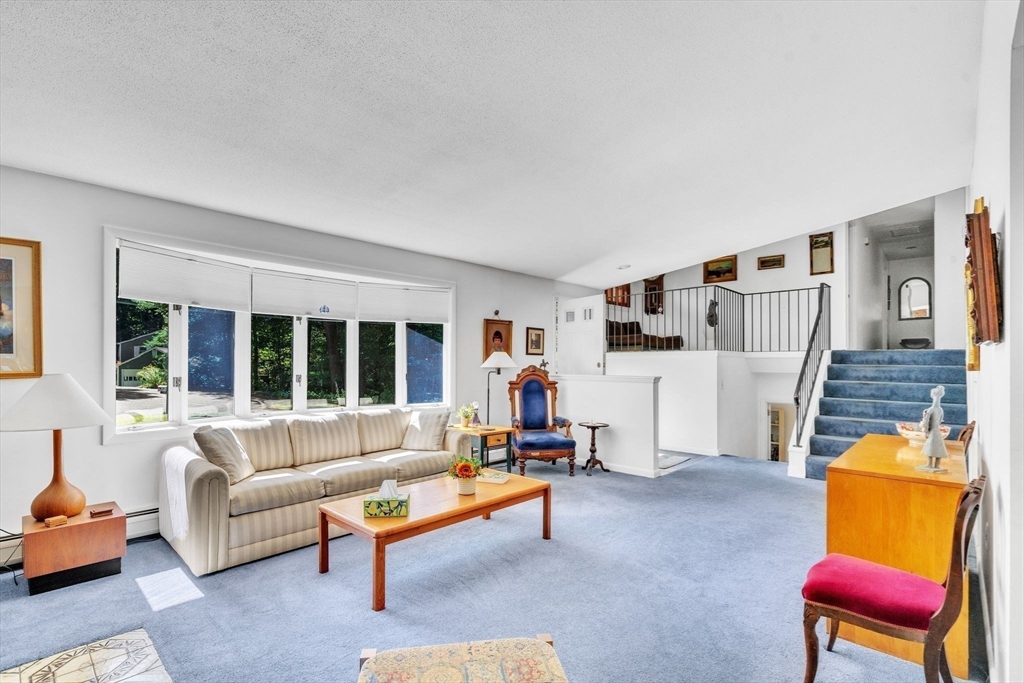 5 Evergreen Lane