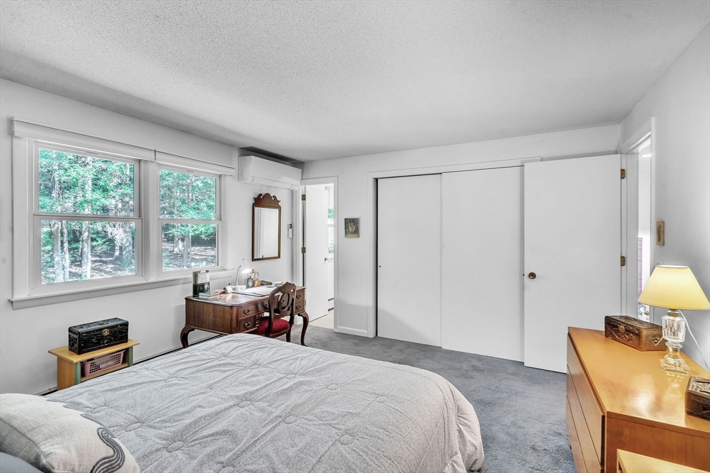 5 Evergreen Lane