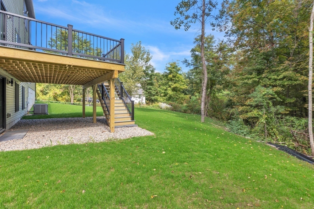 16 Woodland Circle