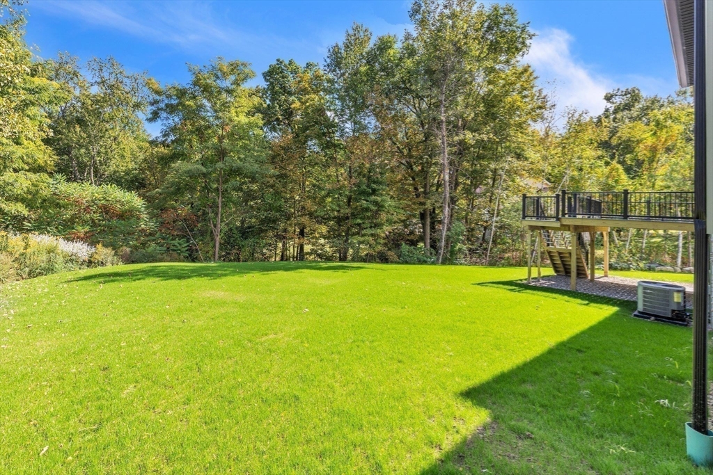 16 Woodland Circle