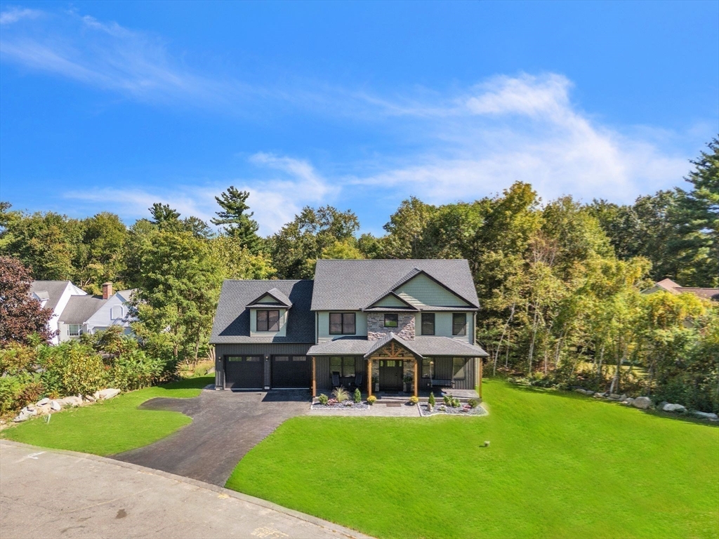 16 Woodland Circle