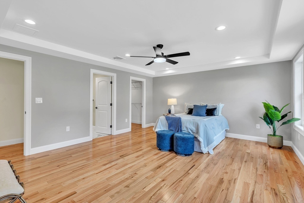 16 Woodland Circle