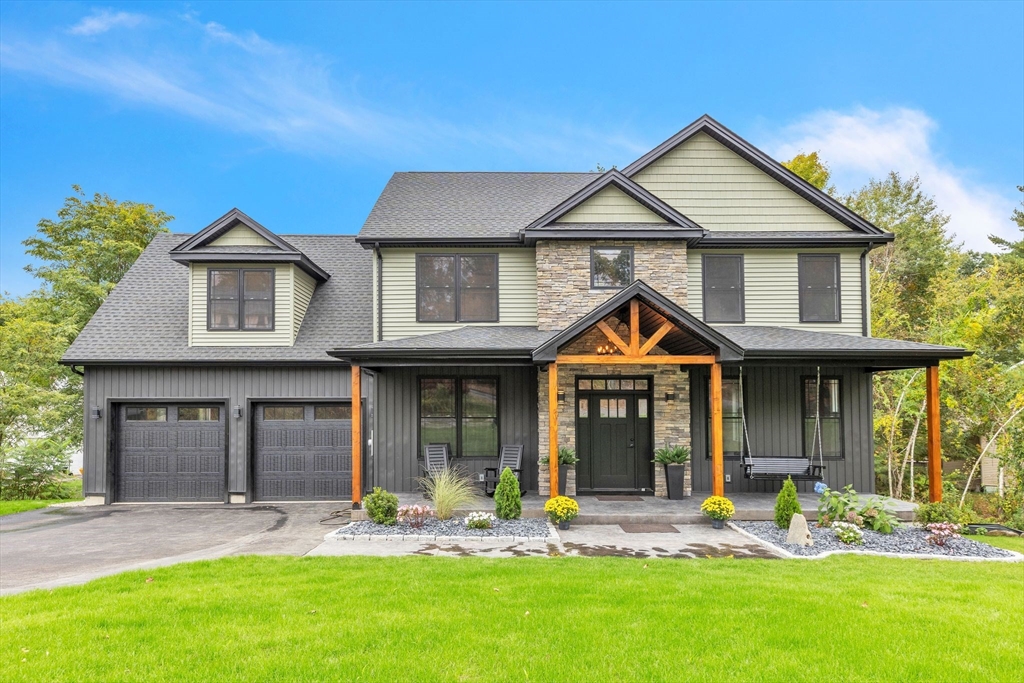 16 Woodland Circle