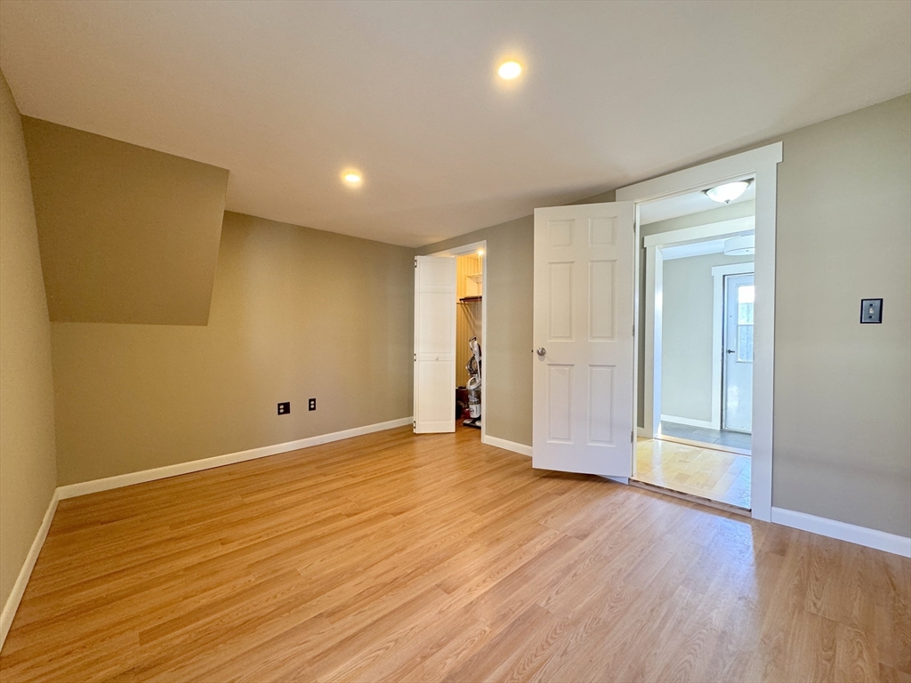 83 Davis Street
