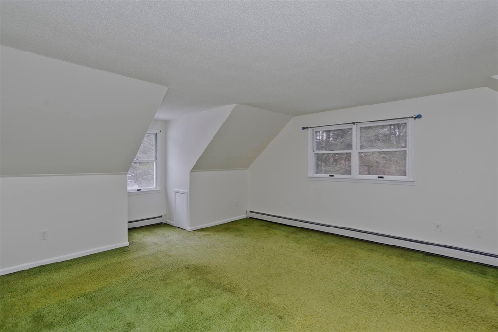 94 Amherst Rd