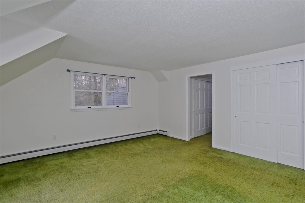 94 Amherst Rd