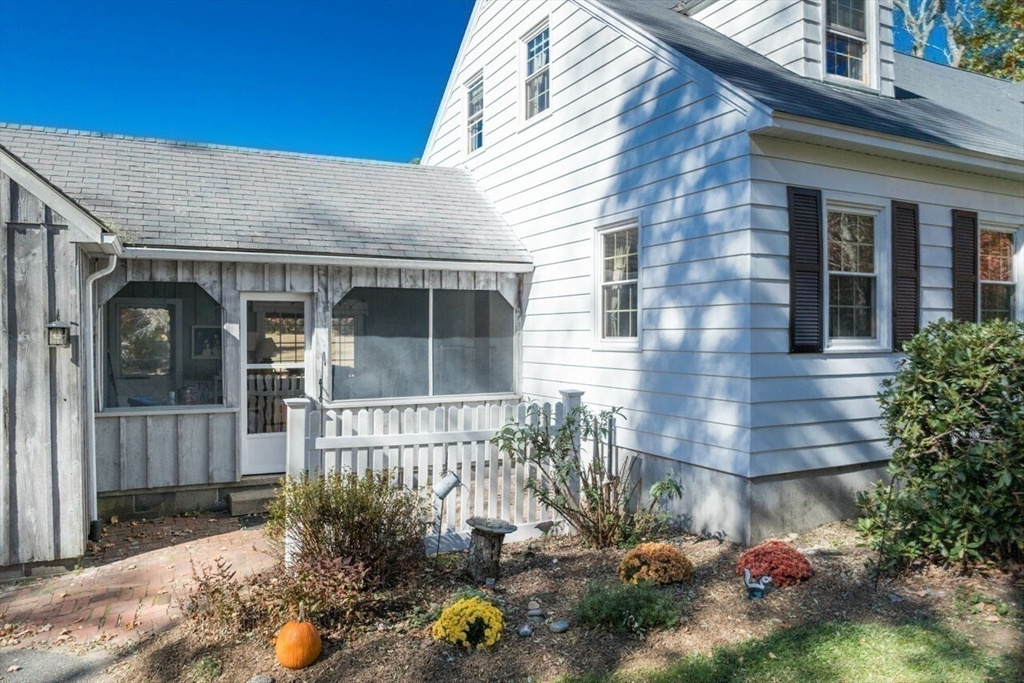 88 Buffam Road