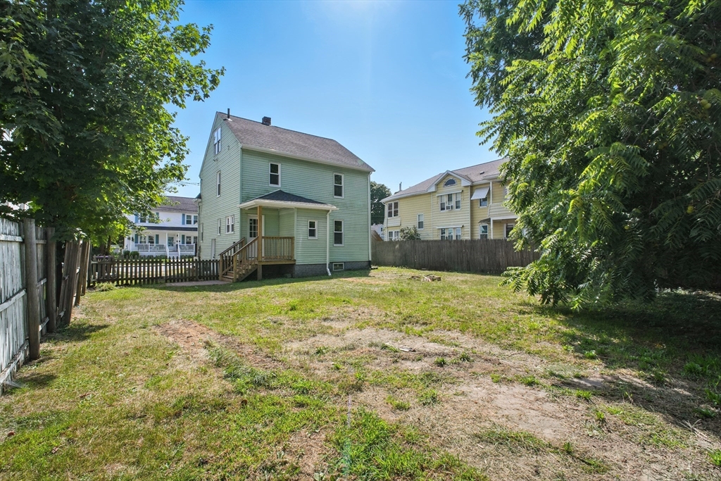 25 W Glen St