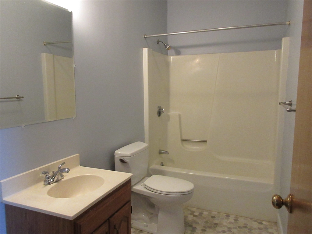 43 J St # 8