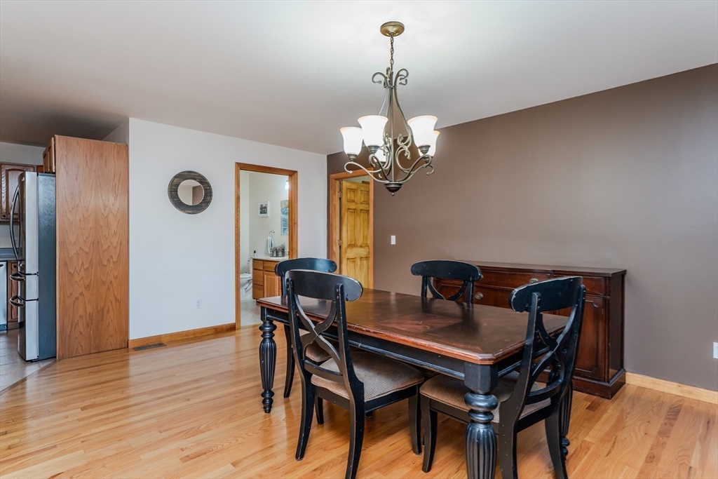 8 Hemlock Hollow