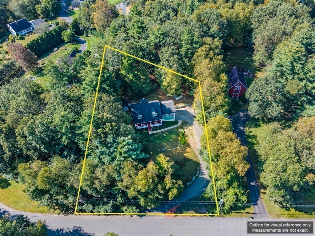 8 Hemlock Hollow