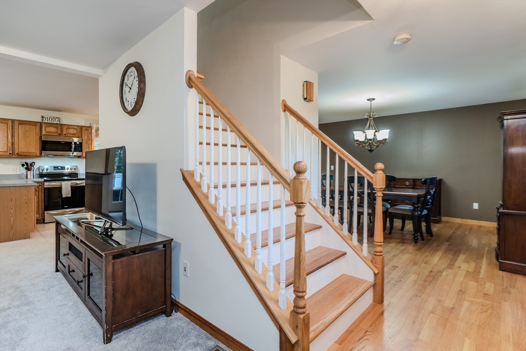 8 Hemlock Hollow