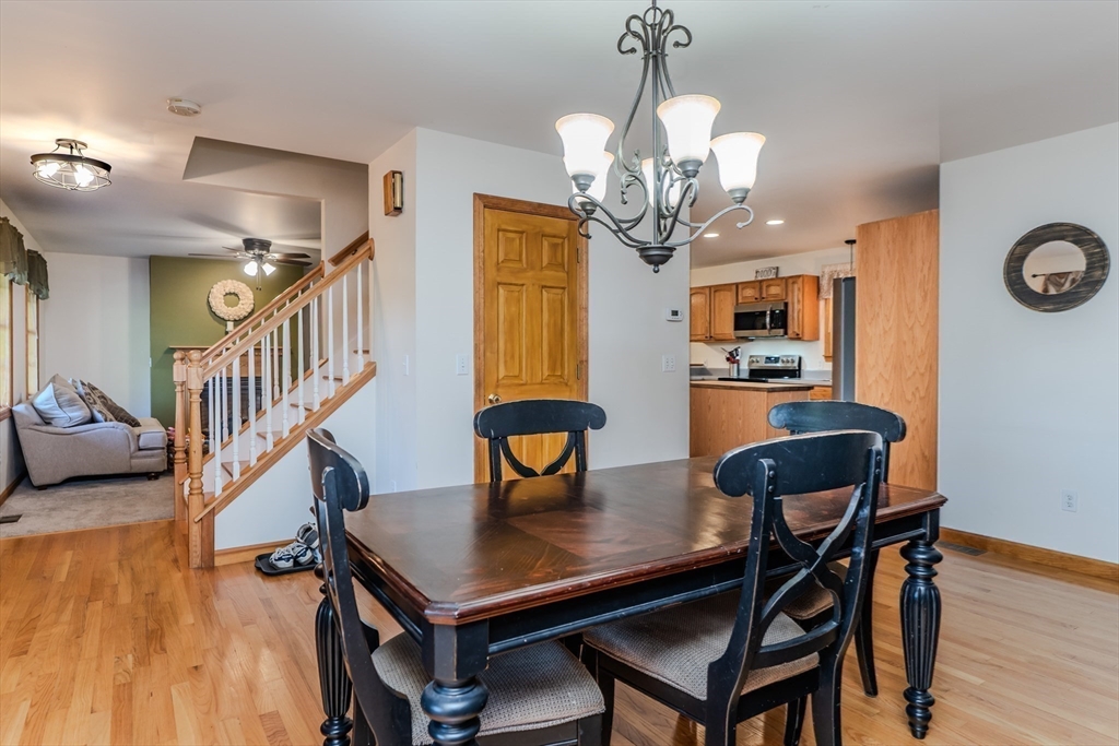 8 Hemlock Hollow