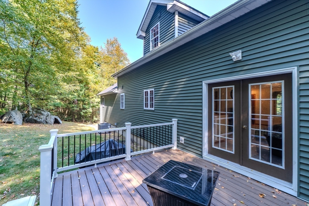 8 Hemlock Hollow