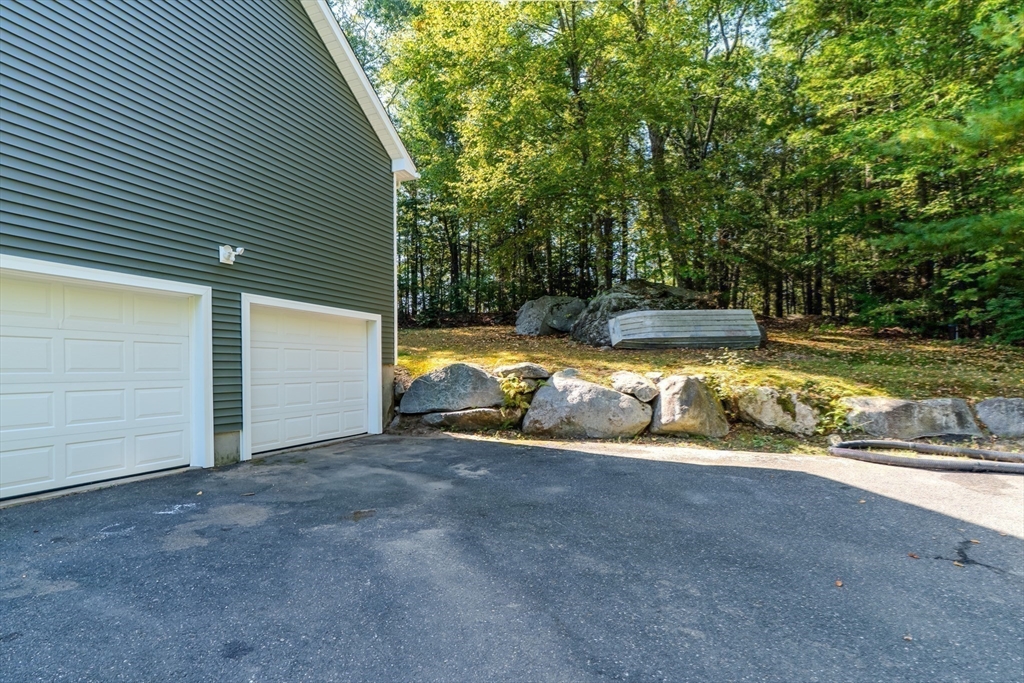 8 Hemlock Hollow