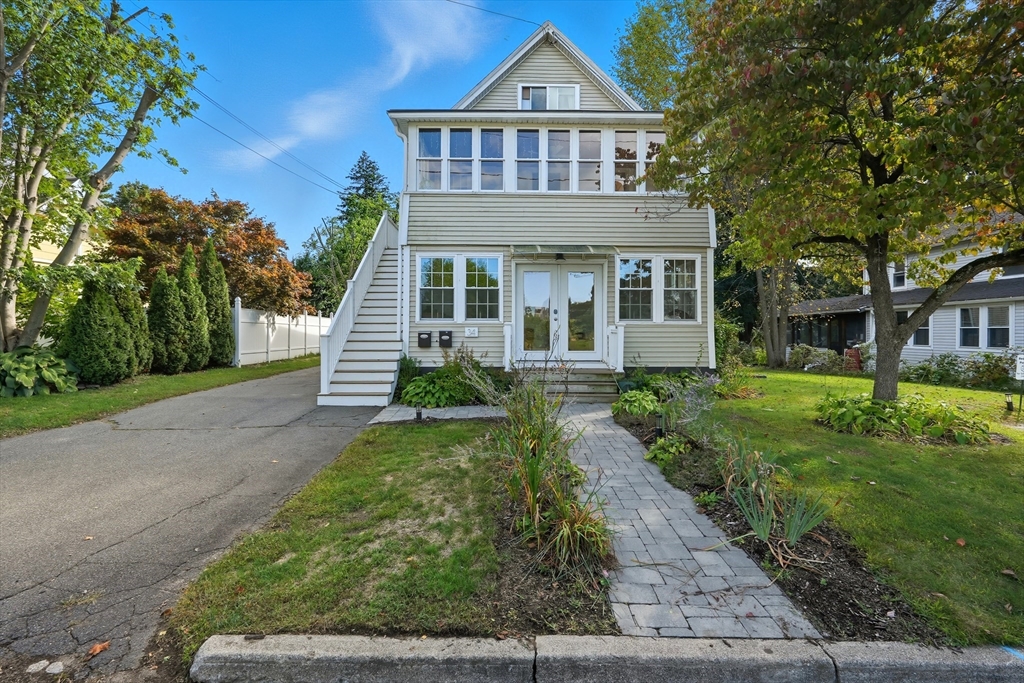 34 Briggs St