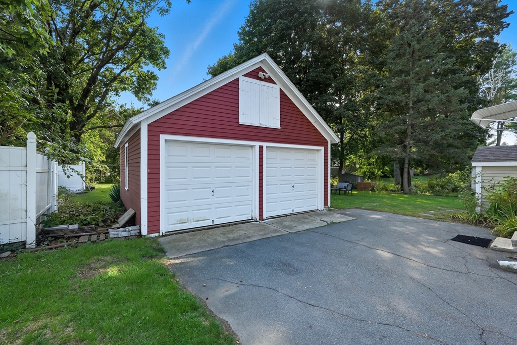34 Briggs St