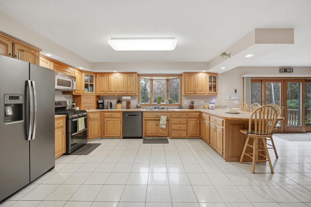 155 Woodland Way