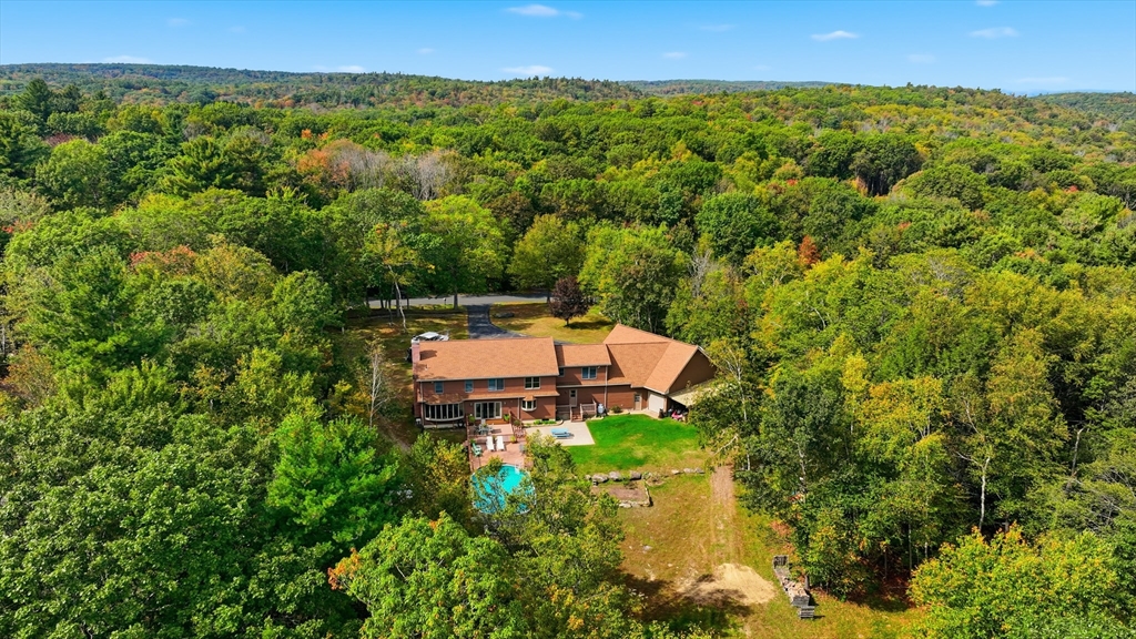 155 Woodland Way
