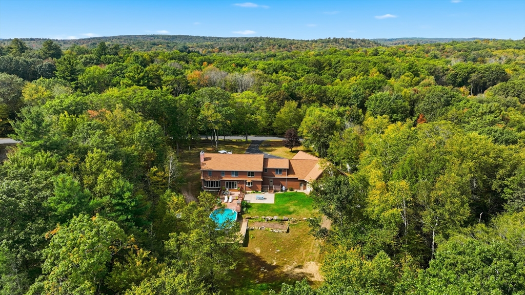 155 Woodland Way