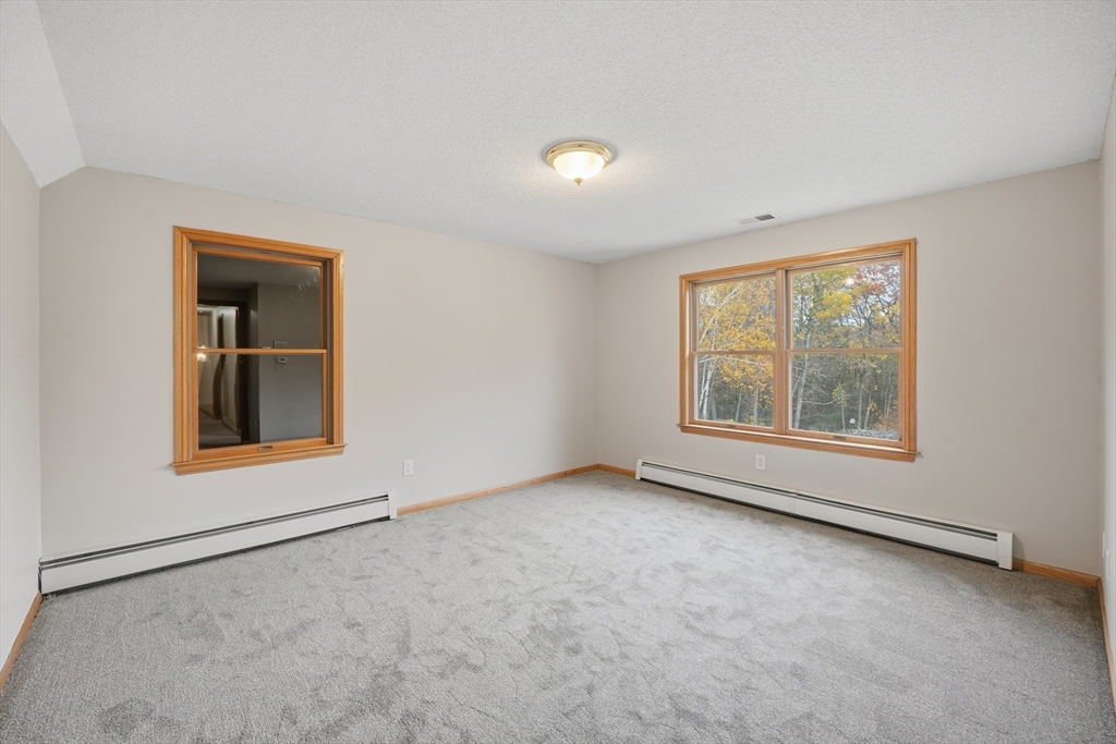 155 Woodland Way