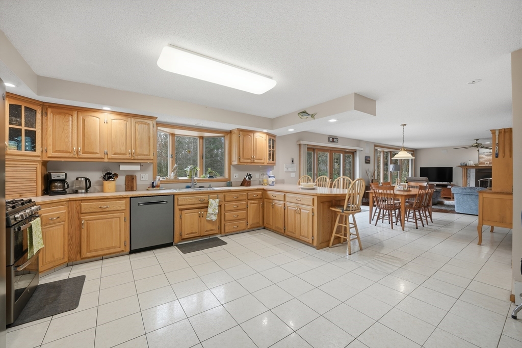 155 Woodland Way