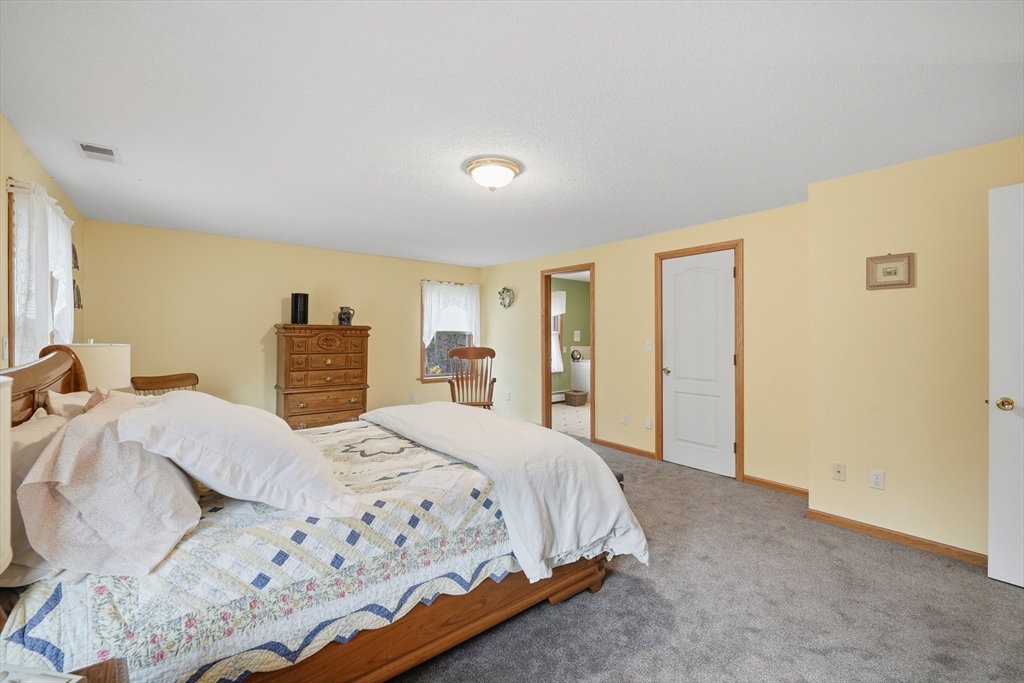155 Woodland Way