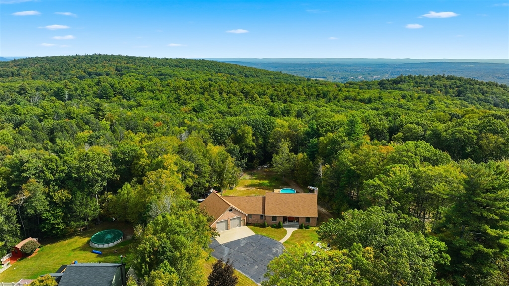155 Woodland Way