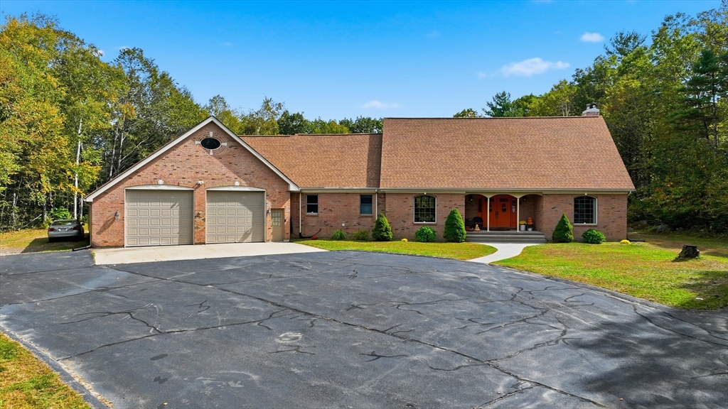 155 Woodland Way
