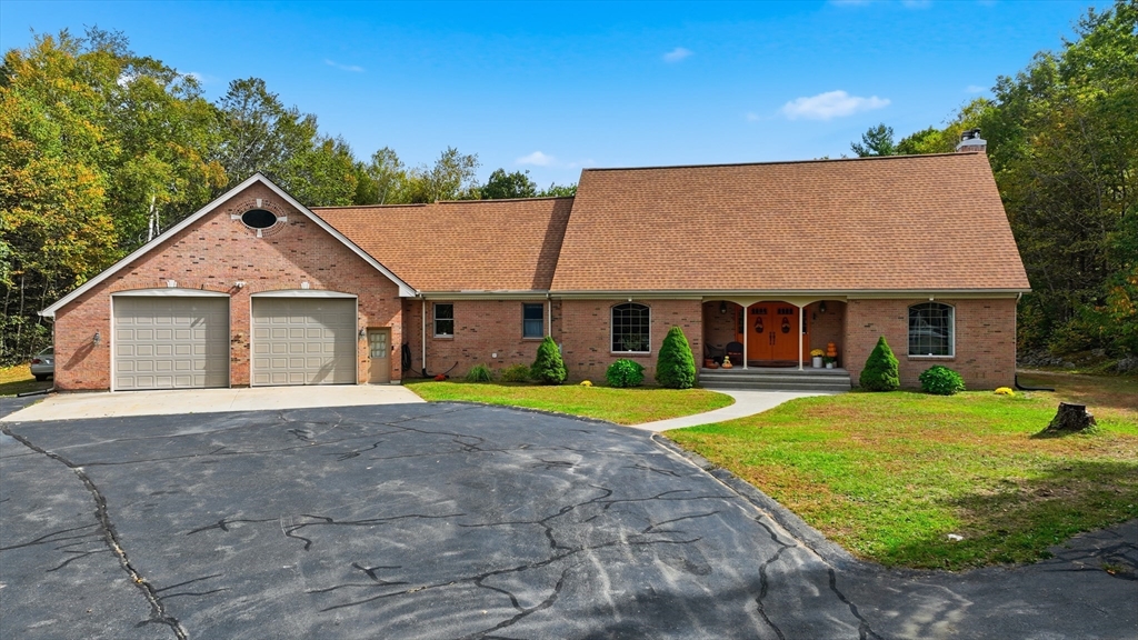 155 Woodland Way
