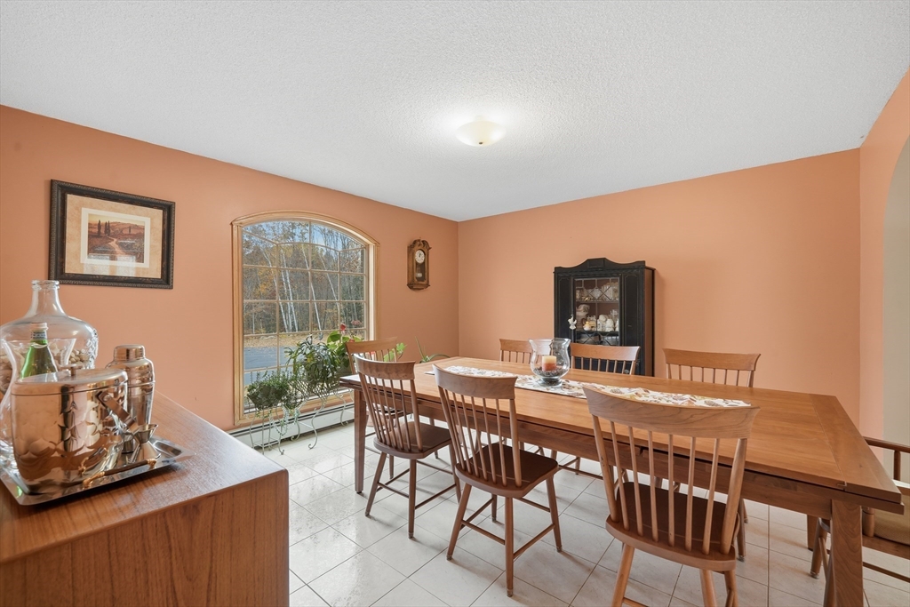 155 Woodland Way