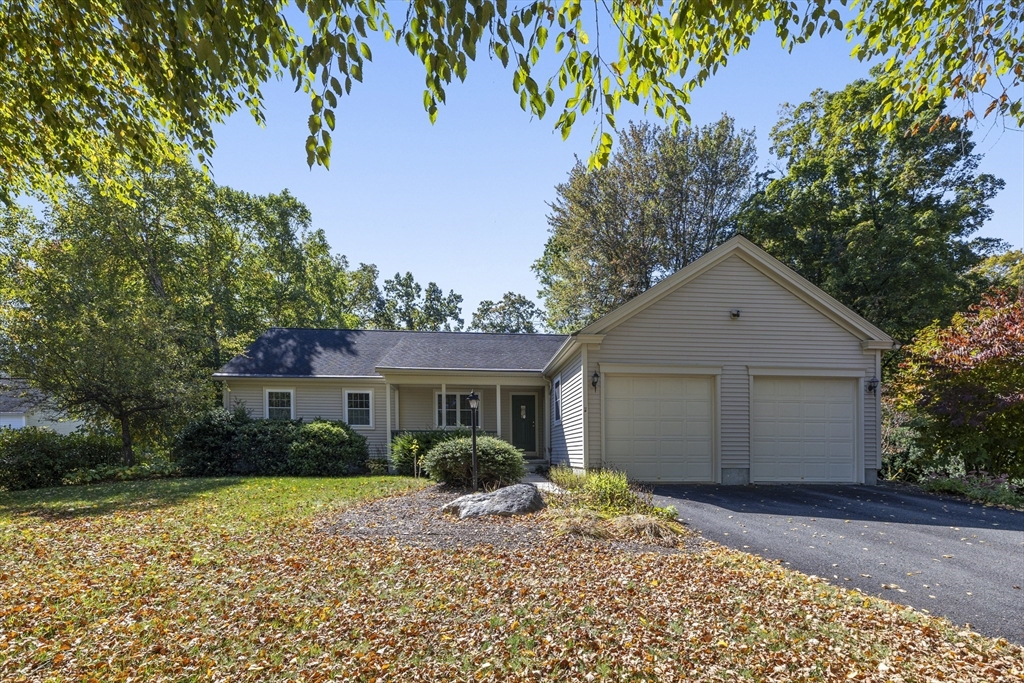 11 Sheerman Ln