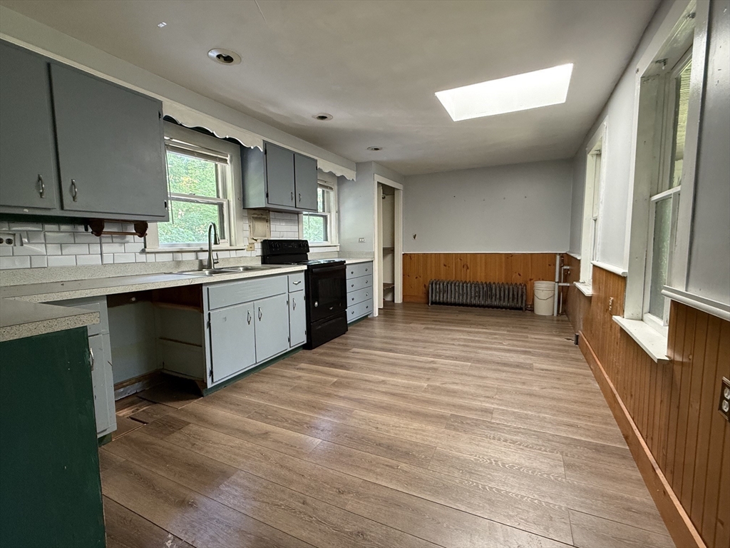 16 Prospect St