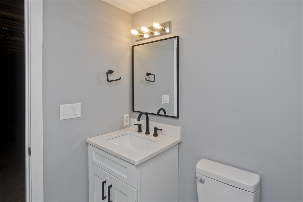 288 Leverett Rd