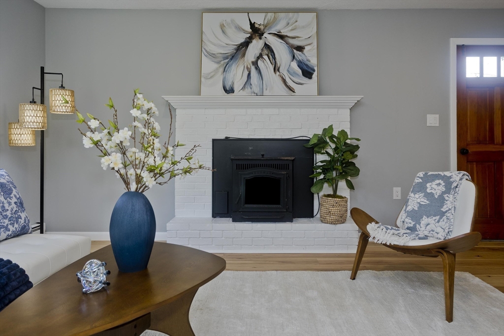 288 Leverett Rd