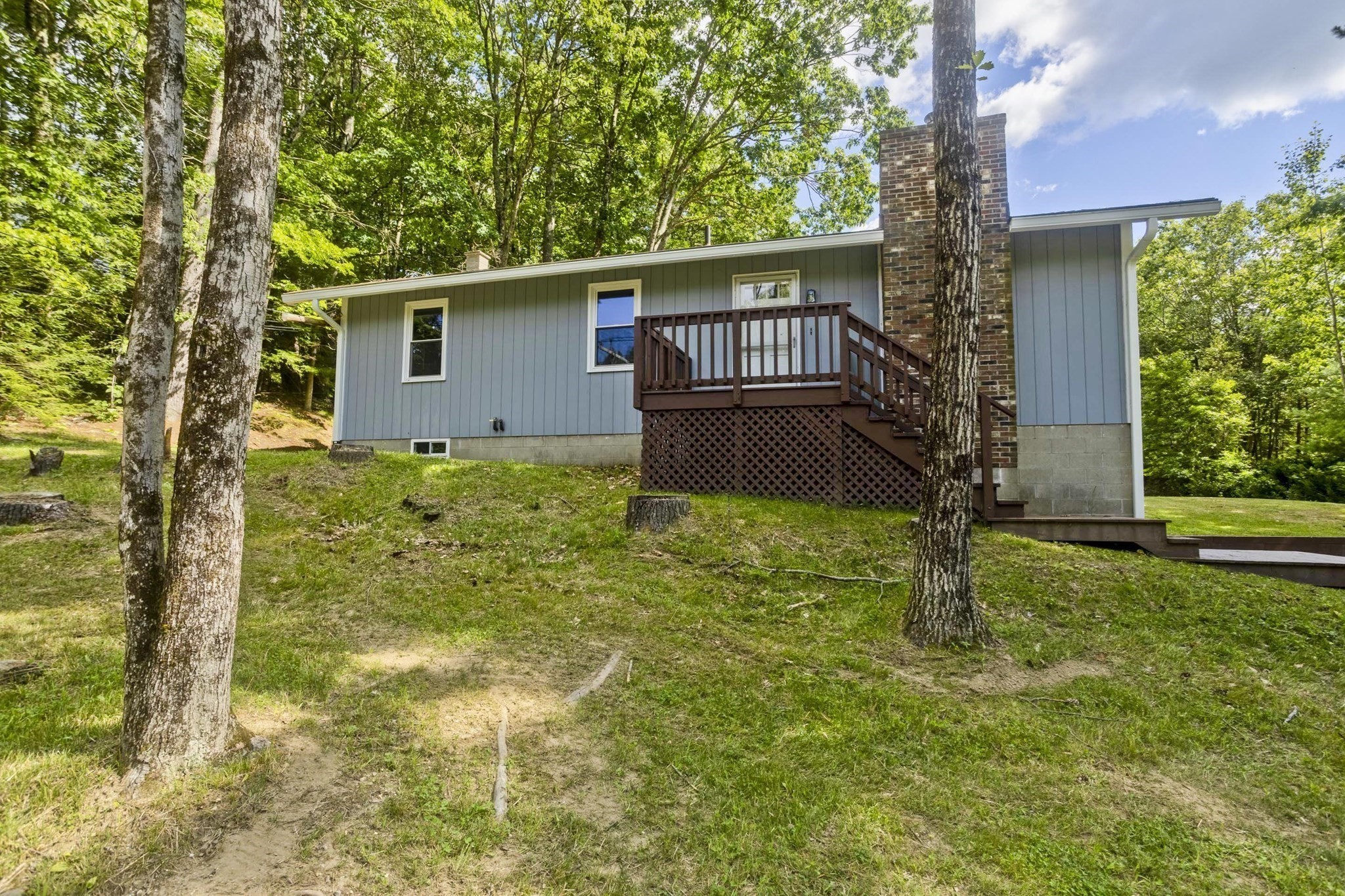 288 Leverett Rd