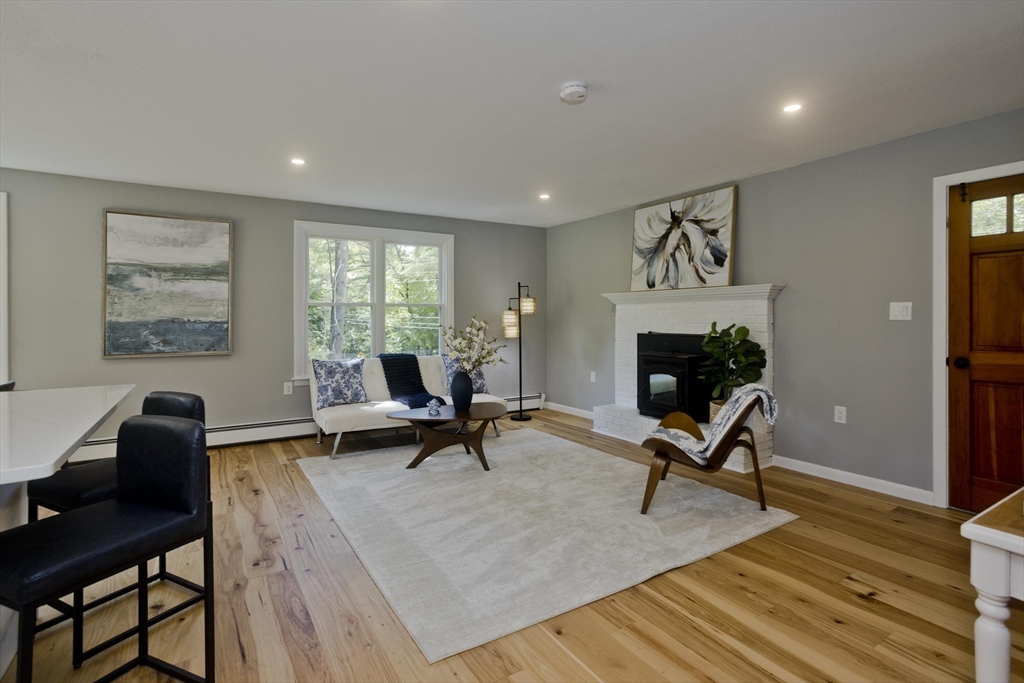 288 Leverett Rd
