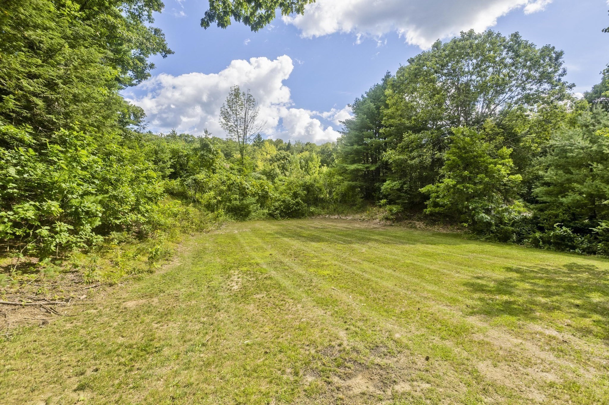 288 Leverett Rd